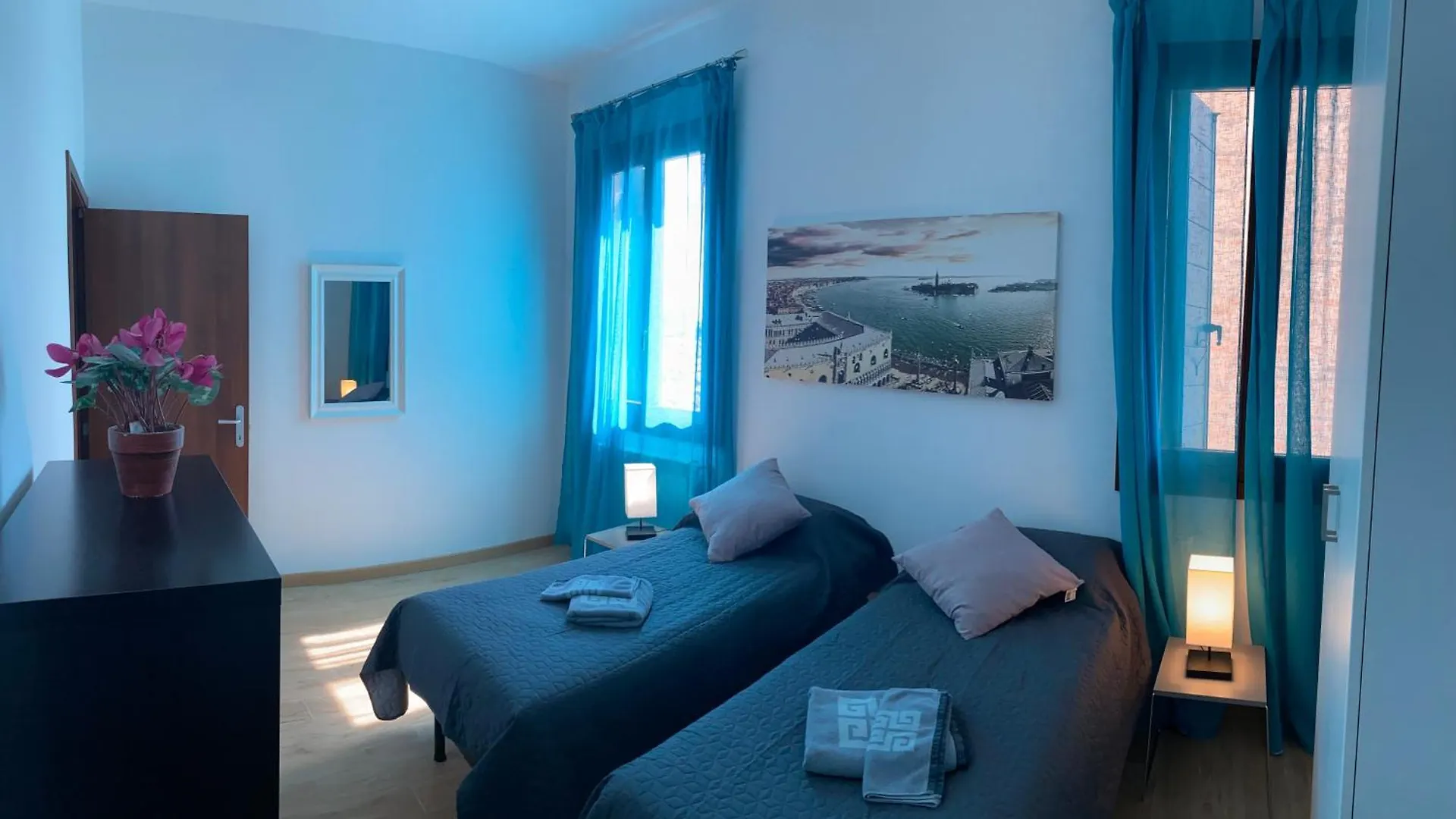 Bella Meimei Venice Apartment